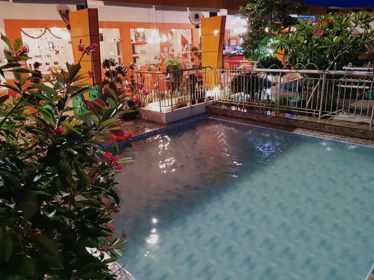 Fortune Front One Hotel 켄다리 외부 사진