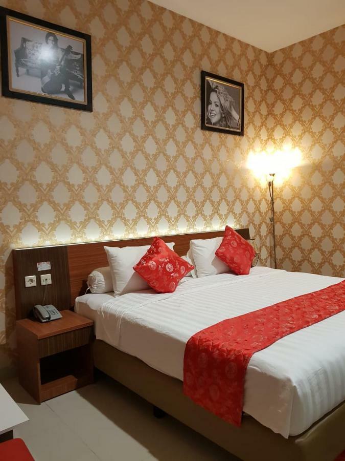 Fortune Front One Hotel 켄다리 외부 사진