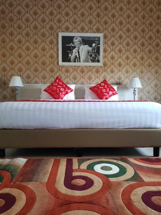 Fortune Front One Hotel 켄다리 외부 사진